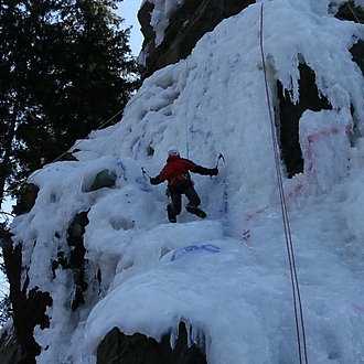 ICE CLIMBING TEST DAY